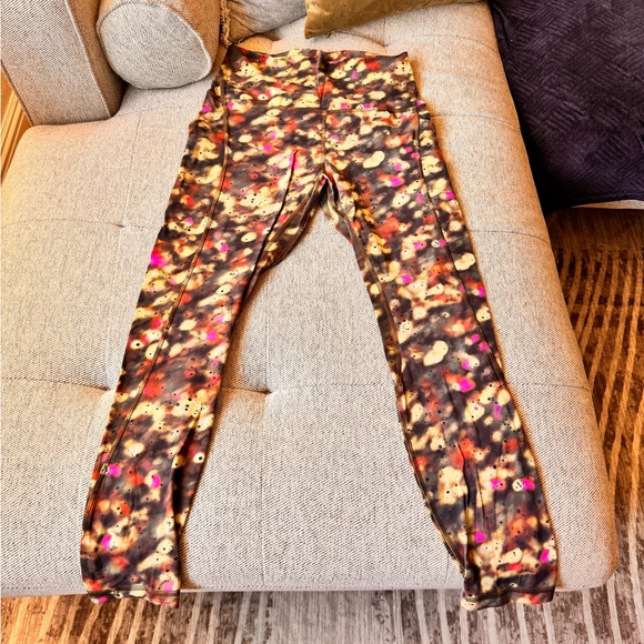lululemon athletica Multicolor Patterned Leggings - Picture 2 of 7